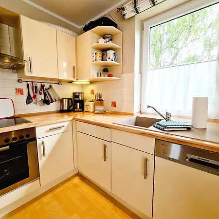 Apartment 2 Waldstraße 9