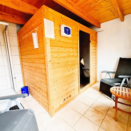 Apartment 2 Waldstraße 9 *